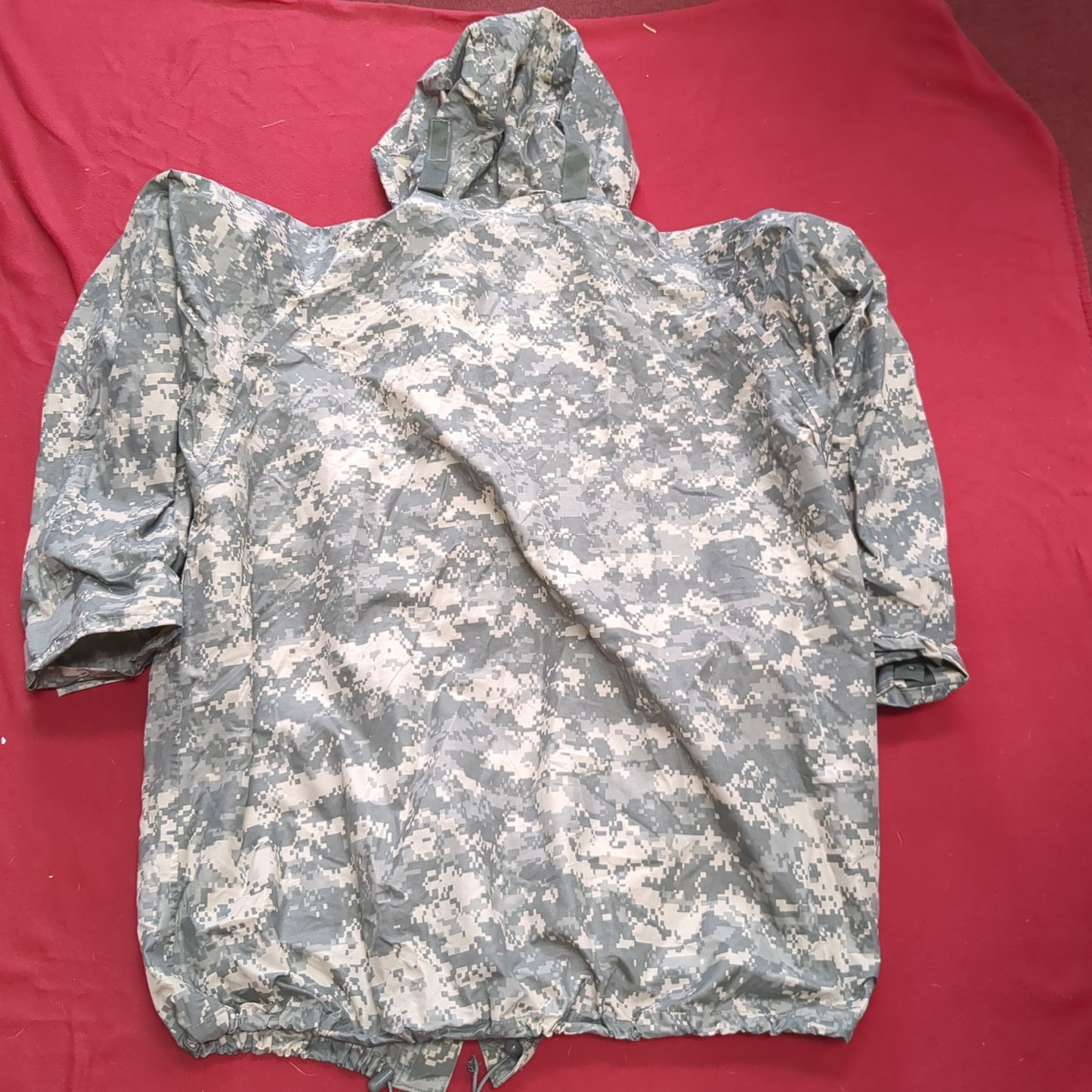 US Army Large Improved Wet Weather Top Parka 8415-01-527-4616 Used  (fb16-ALP20)