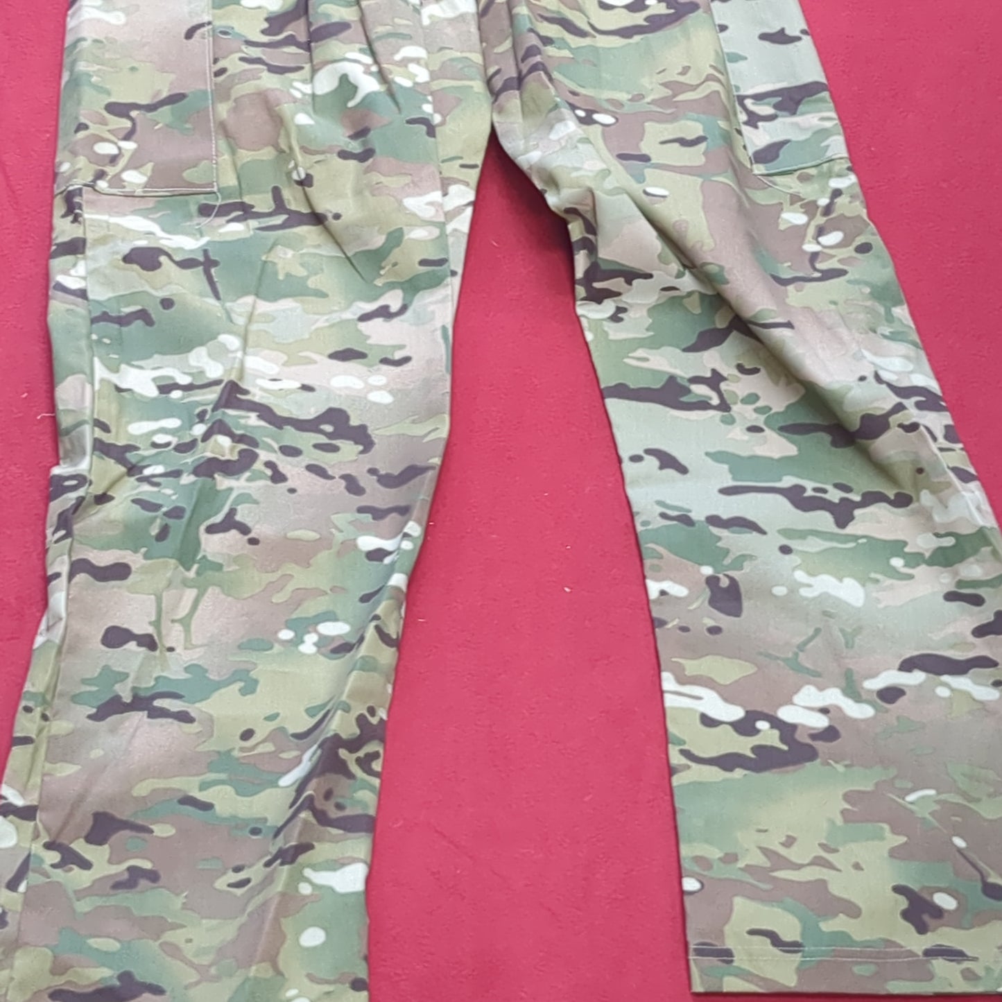 US Army LARGE Shamron Mills Medical Pants Scrub Air Force Excellent Condition (OCP2- fa18-MAY169)