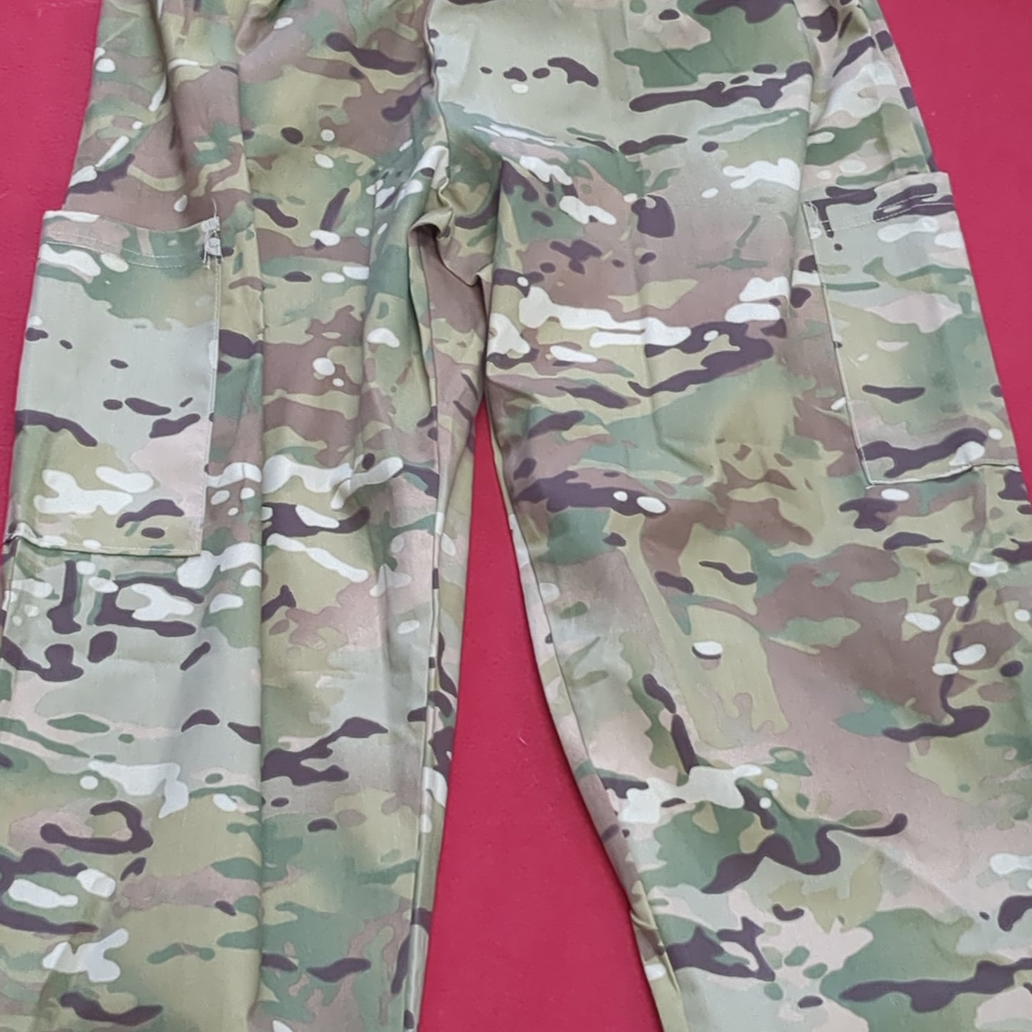 US Army LARGE Shamron Mills Medical Pants Scrub Air Force Excellent Condition (OCP2- fa18-MAY169)