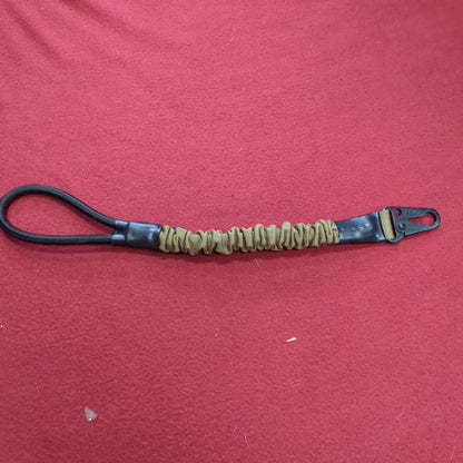 "The Contractor" Button Single Point Sling Coyote (25o- da03-MAY185)