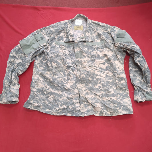 NOS US Army ACU Combat Uniform Top Large Short UCP Digital Used (fb16-MAY195)