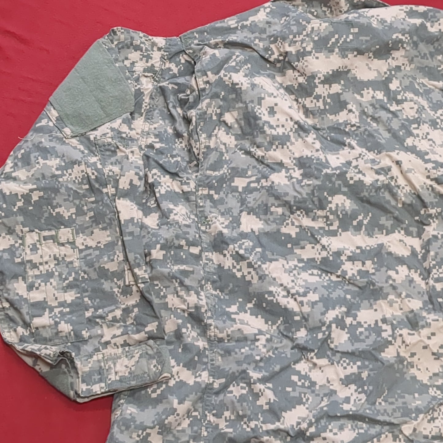 NOS US Army ACU Combat Uniform Top Large Short UCP Digital (fb16-MAY196)