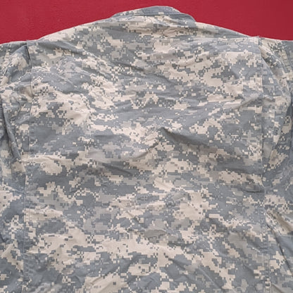 US Army ACU Combat Uniform Top UCP Digital Medium Regular Used (fb15-FEB95)