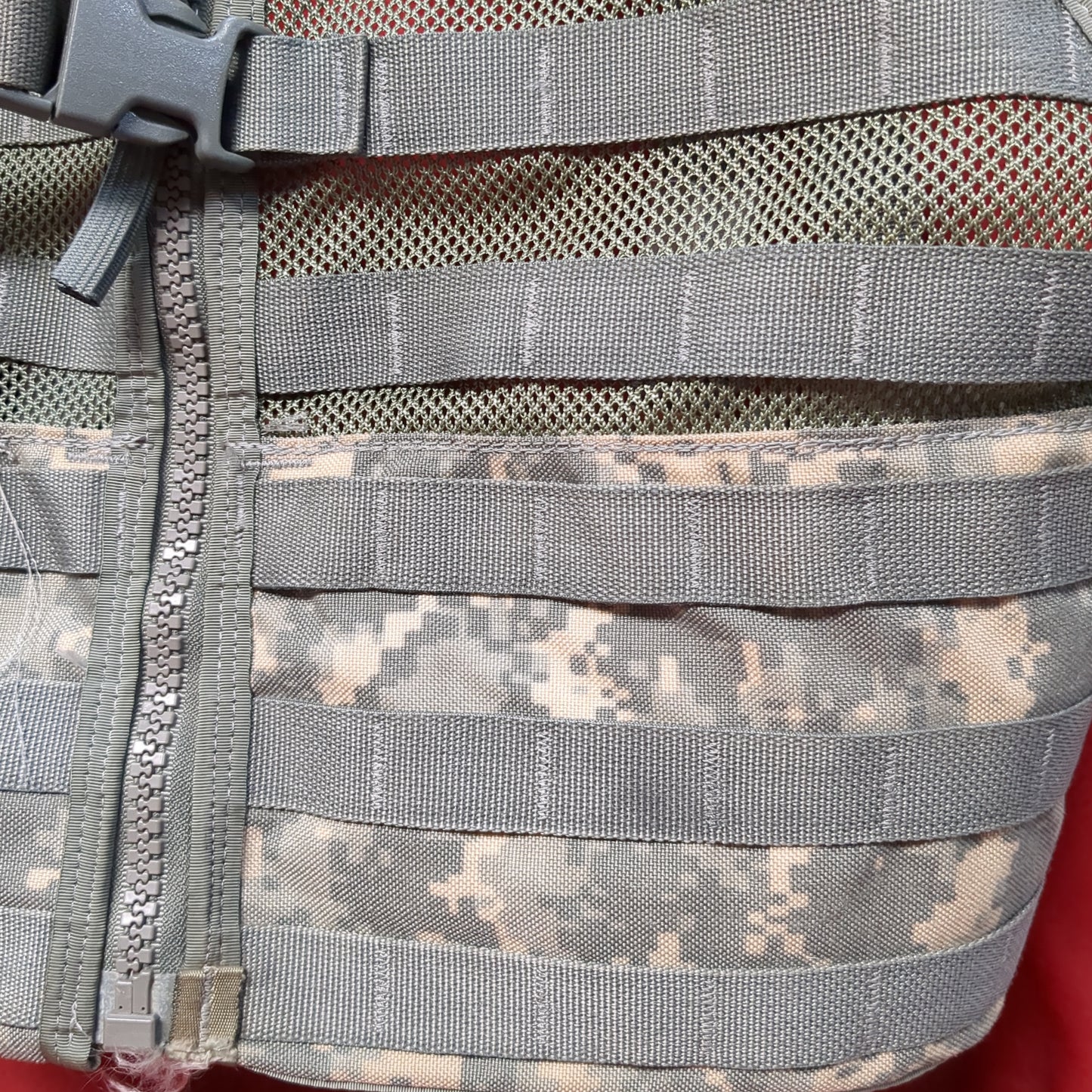 Chest Rig ACU Digitial Camo Fighting Load Carrier FLC Molle (eb09-MAY286)