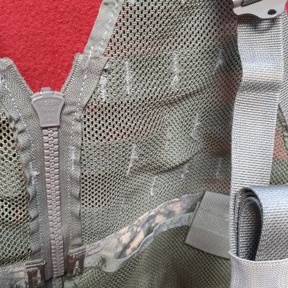 Chest Rig ACU Digitial Camo Fighting Load Carrier FLC Molle (eb09-MAY286)