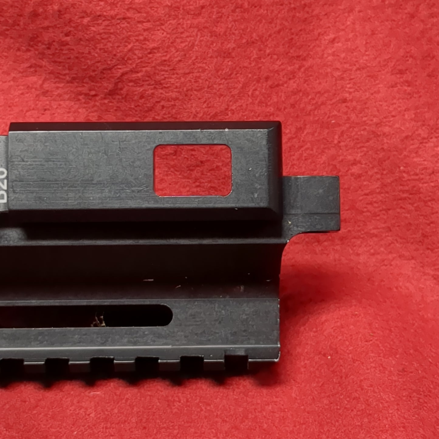 M249 Saw Rail Adapter Right/Bottom Assembly Excellent Condition (GA2-MAY360)