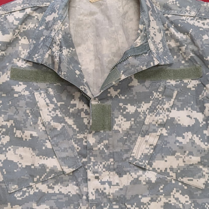 US Army ACU Combat Uniform Top Medium Regular UCP Digital Good Condition (fb16-MAY375)