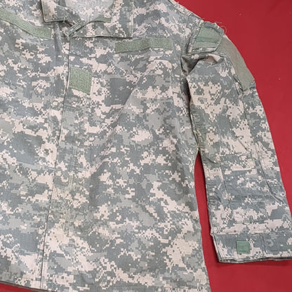 US Army ACU Combat Uniform Top Medium Regular UCP Digital (fb16-MAY400)