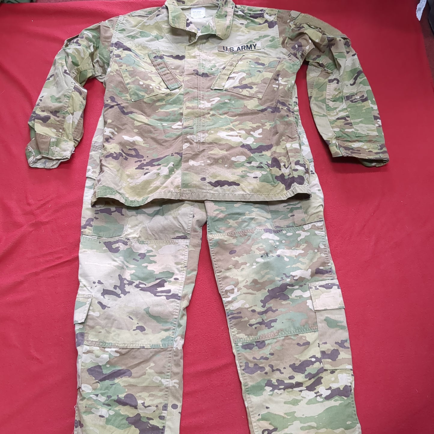 SET of US Army MEDIUM REGULAR Traditional OCP Uniform Top Pants Air Force Used (OCP3- fa17-JUL32)