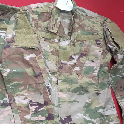 *Lot of Two* US Army X-Small Regular Multicam OCP Uniform FRAC Top Good Condition (OCP8-JUL75)