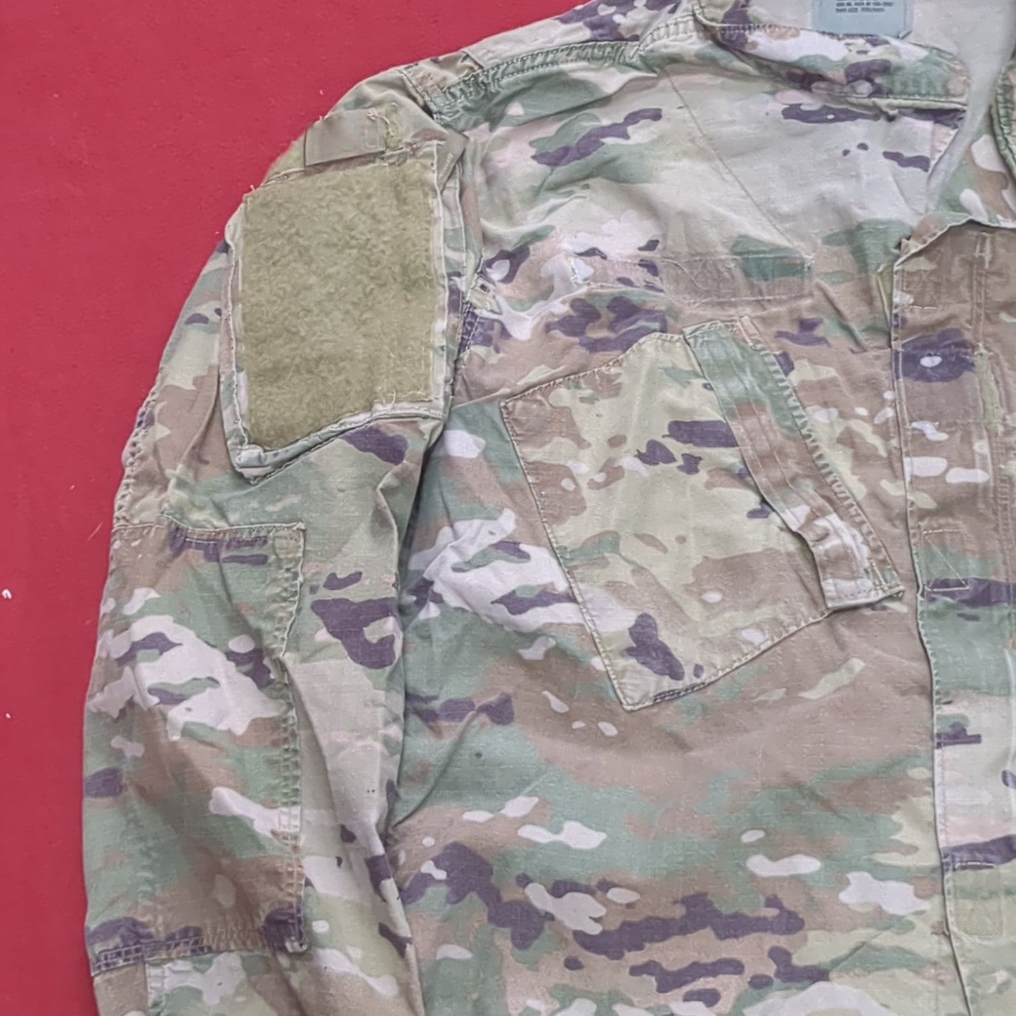 SET of Medium Regular Deployment Multicam OCP Uniform FRAC Top Pants Used (OCP9- ea05-JUL112)