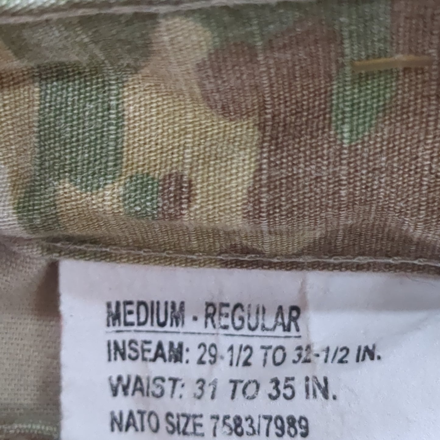 SET of Medium Regular Deployment Multicam OCP Uniform FRAC Top Pants Used (OCP9- ea05-JUL112)