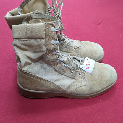 US Army 9.5 R Standard Issue Hot Weather Combat Boots Coyote 499 Tan (cb01-JUL233)