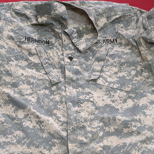 US Army ACU Combat Uniform Top Large Long UCP Digital Good Condition (fb16-JUL259)