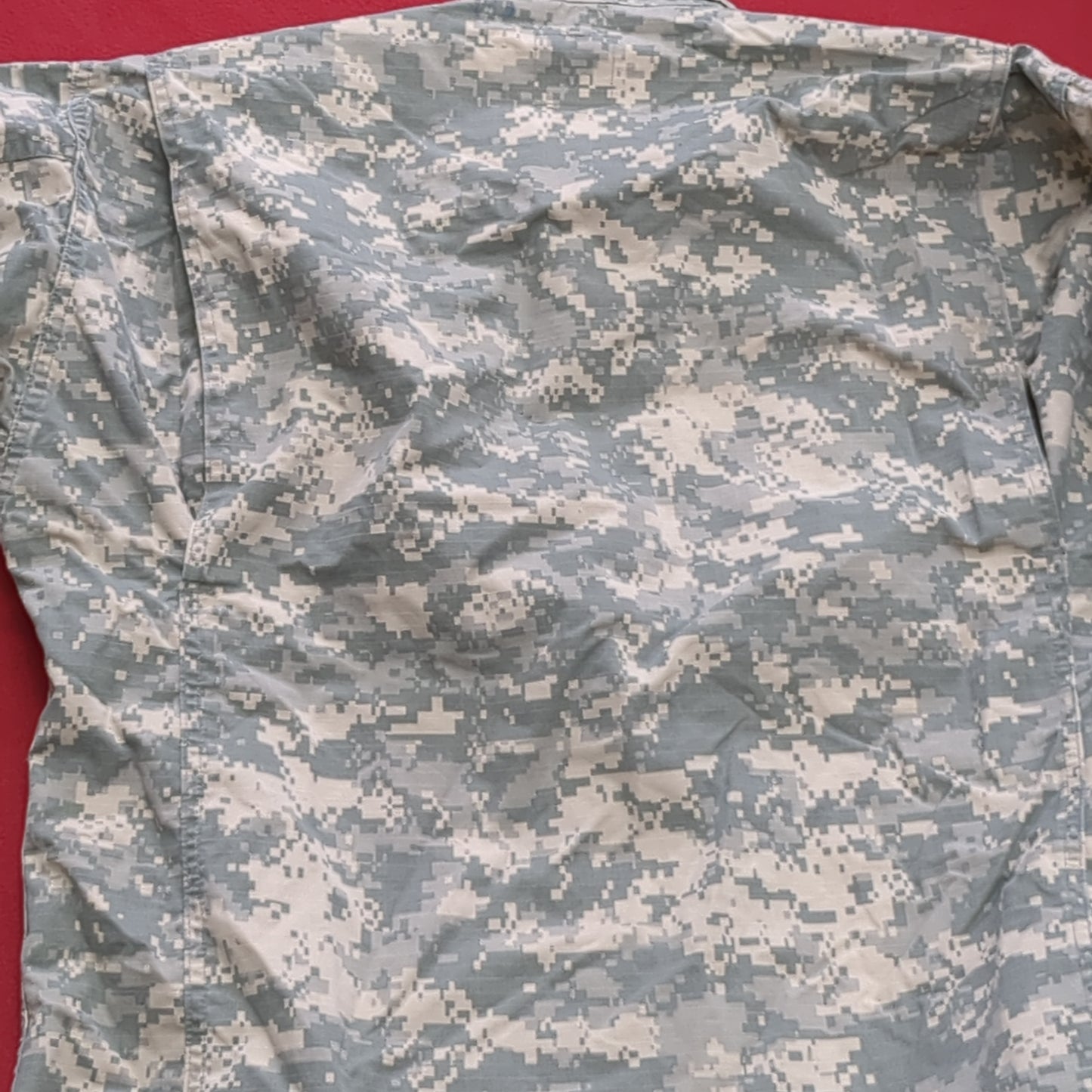 Set of US Army Medium Regular ACU Combat Uniform Top Pants UCP Digital Used (fb16-YLU20)