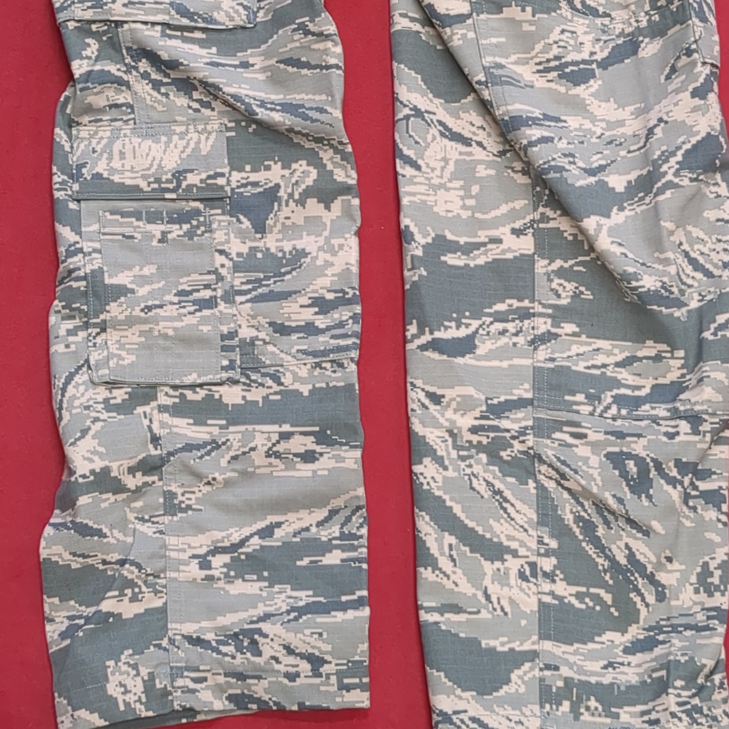 US Army Female 8 Short Green Digital Combat Uniform Pants Air Force Good Condition (fb15-JUL352)