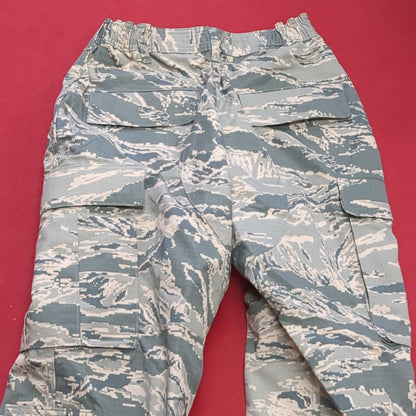 US Army Female 8 Short Green Digital Combat Uniform Pants Air Force Good Condition (fb15-JUL352)