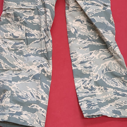 US Army Female 8 Short Green Digital Combat Uniform Pants Air Force Good Condition (fb15-JUL352)