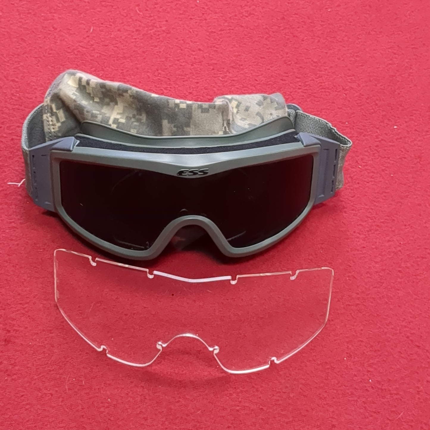 US Army ESS NVG Unit Issue Goggles Clear Dark ACU/UCP ((ab16-AUG40)