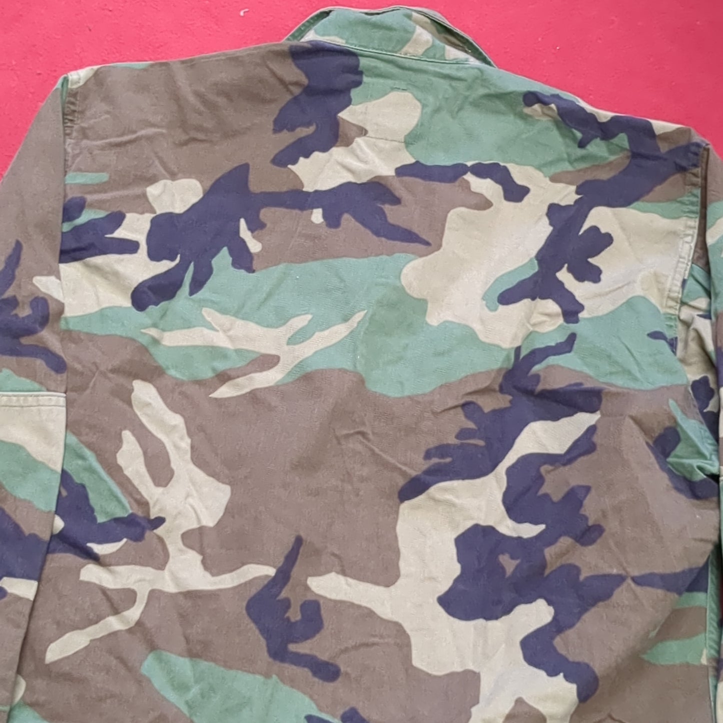 US Army Woodland Camo Temperate Combat Coat Size Medium Short (aa01-30)