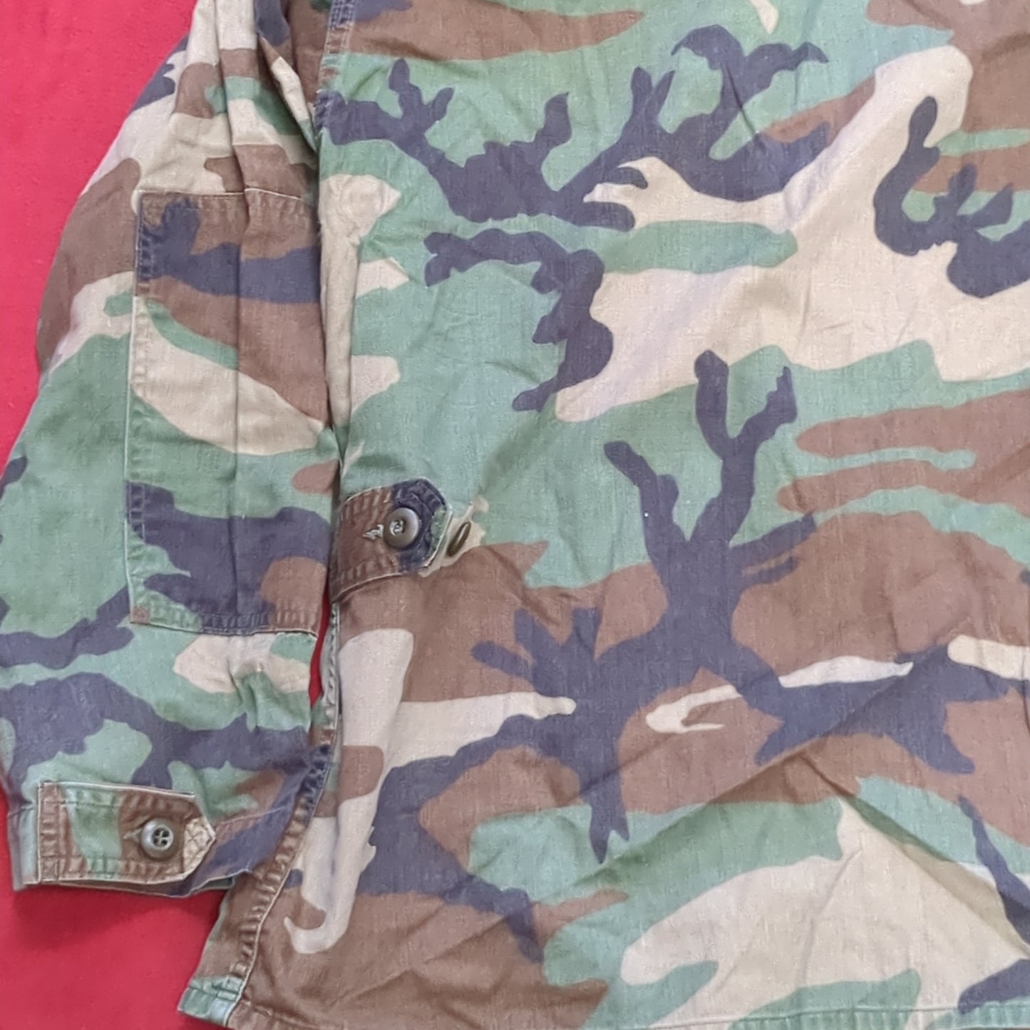 US Army Woodland Camo Combat Coat Size Medium Short (aa01-29)