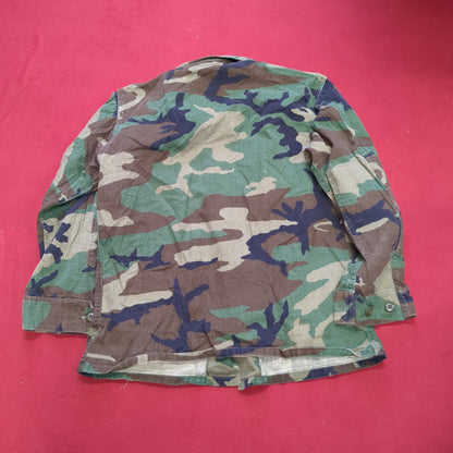 US Army Woodland Camo Combat Coat Size Medium Short (aa01-26)