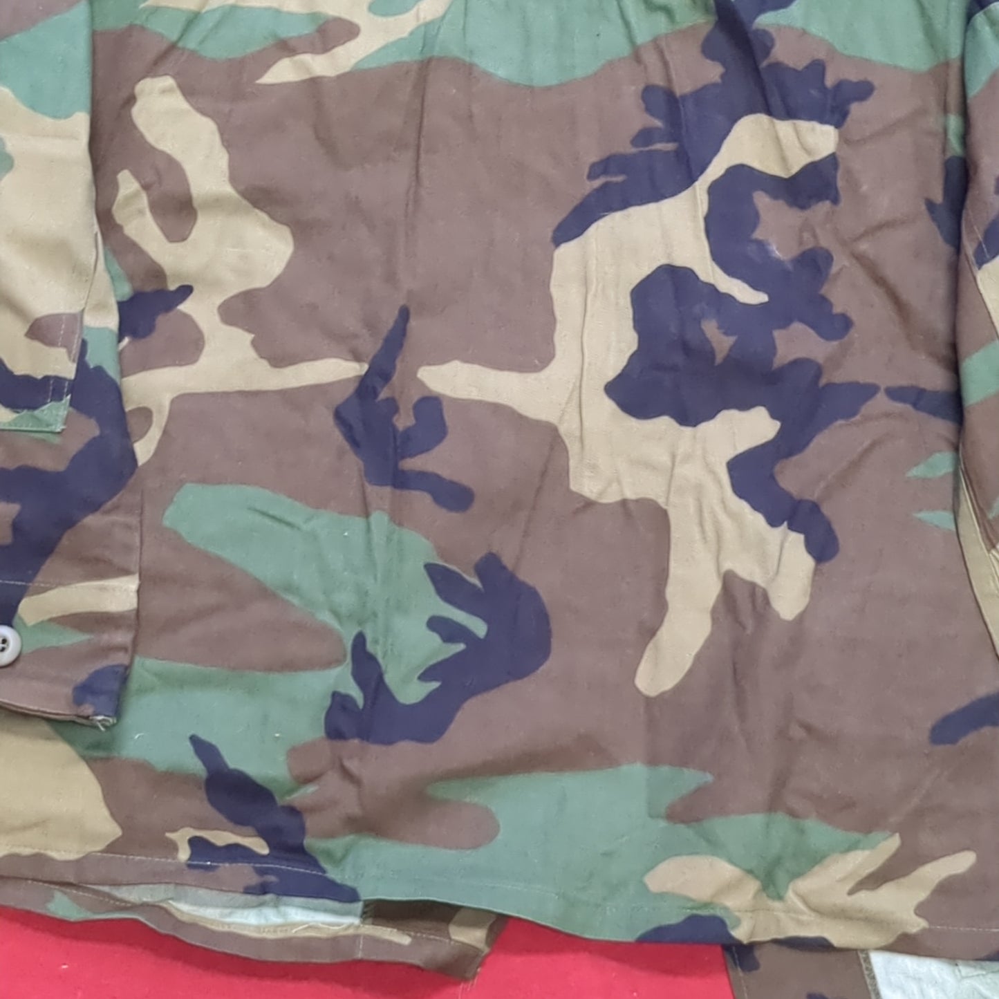 US Army Woodland Camo Temperate Combat Coat Size Medium Short (aa01-24)