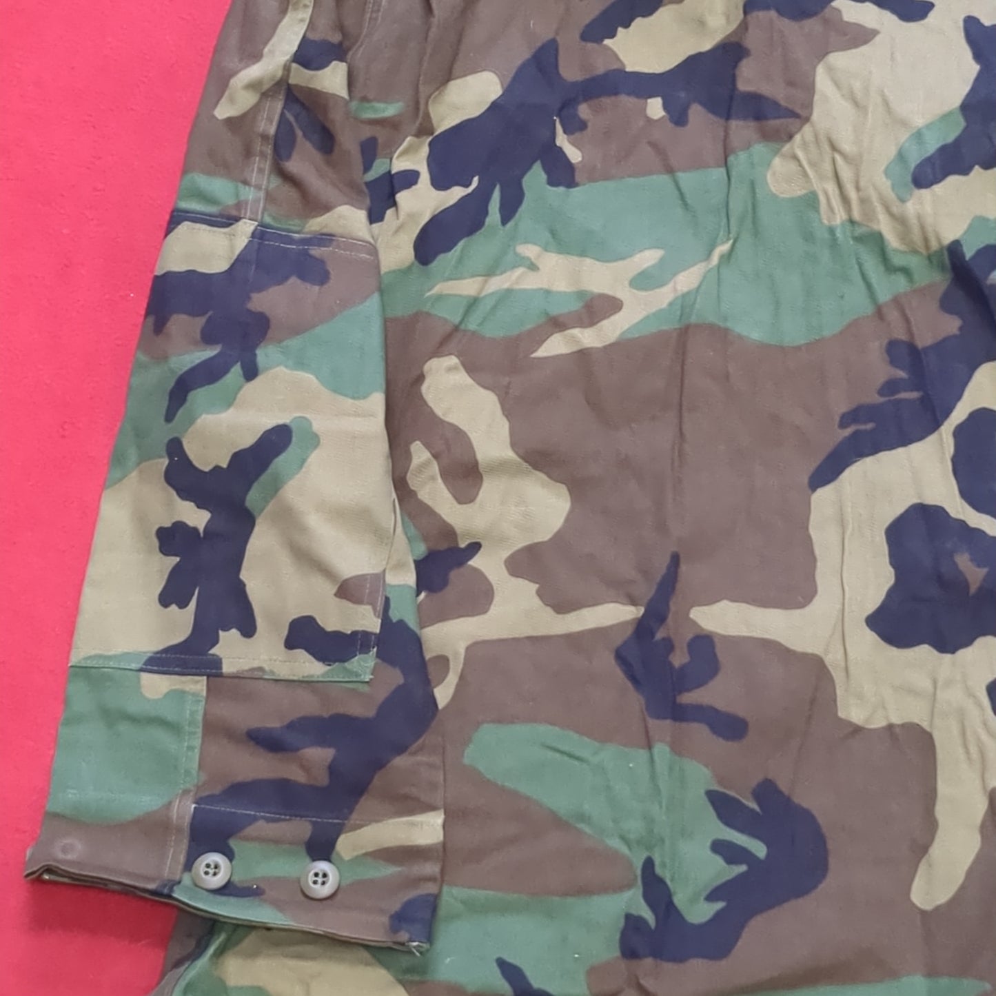 US Army Woodland Camo Temperate Combat Coat Size Medium Short (aa01-24)