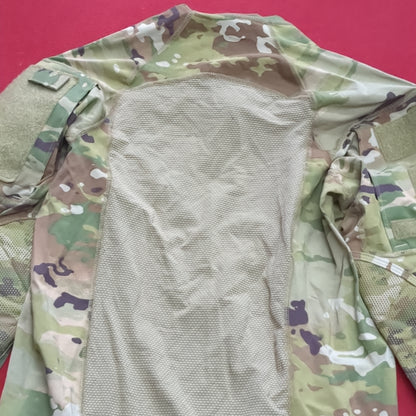 US Army Medium 1/4 Quarter Zip Type 2 Combat OCP Multicam FRAC Top Shirt excellent condition (fa09-enu69)