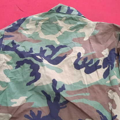 US Army Woodland Camo Hot Weather Combat Coat Size Medium Regular (aa03-21)