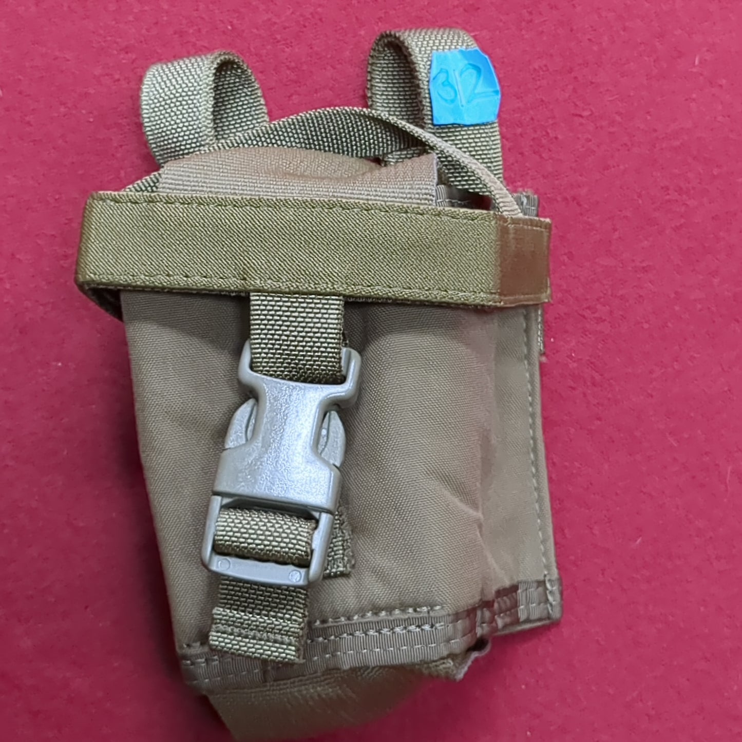 Coyote Molle Nylon Pouch  (06s32)