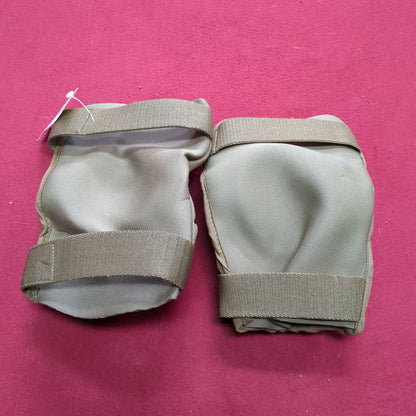 NWT Alta Medium US Military Issue Coyote Elbow Pads (09s4)