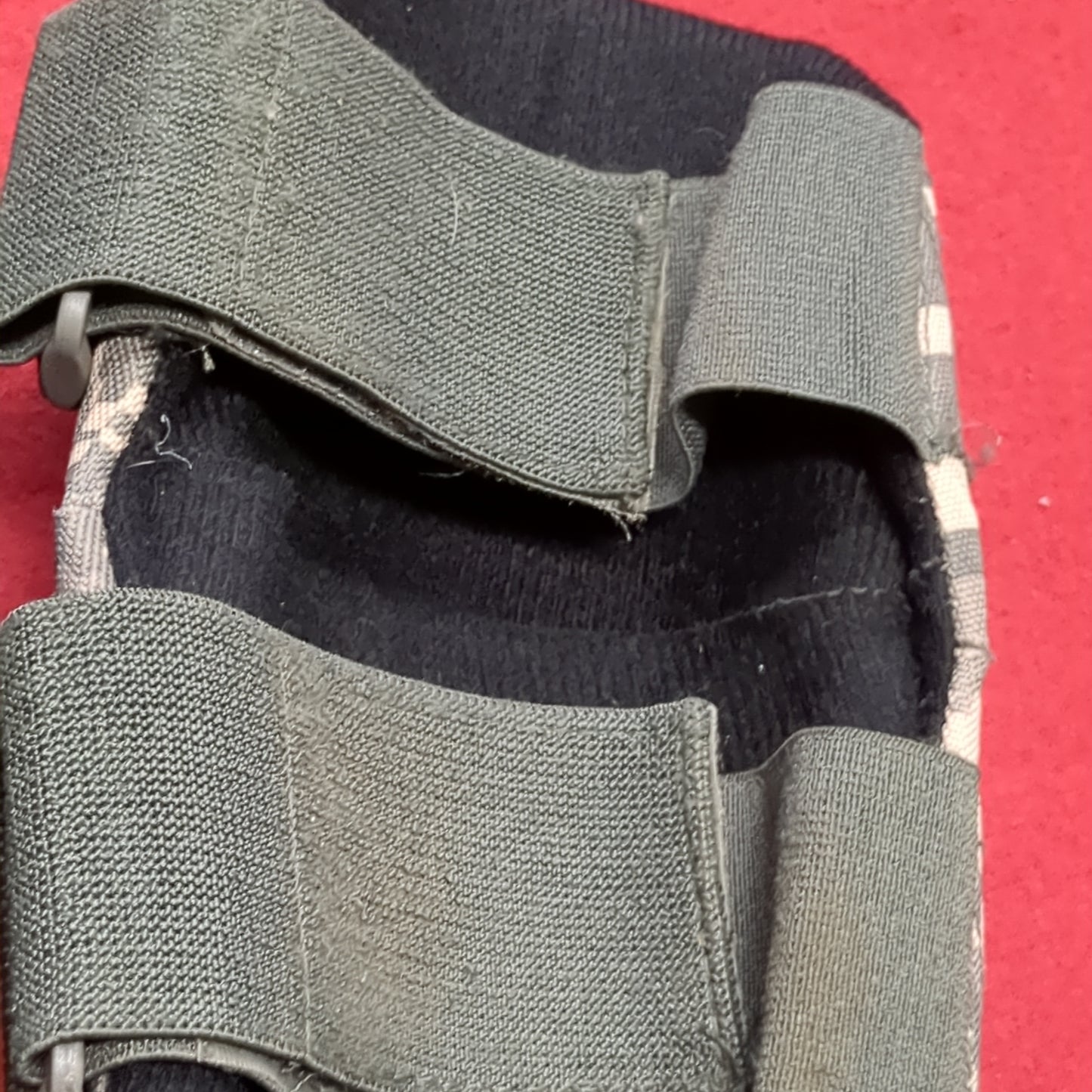 US Military Issue ACU Digital Elbow Pads (08s15)