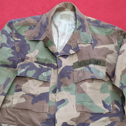 US Army Woodland Camo Coat Size Small X-Short (20s ac15-24)