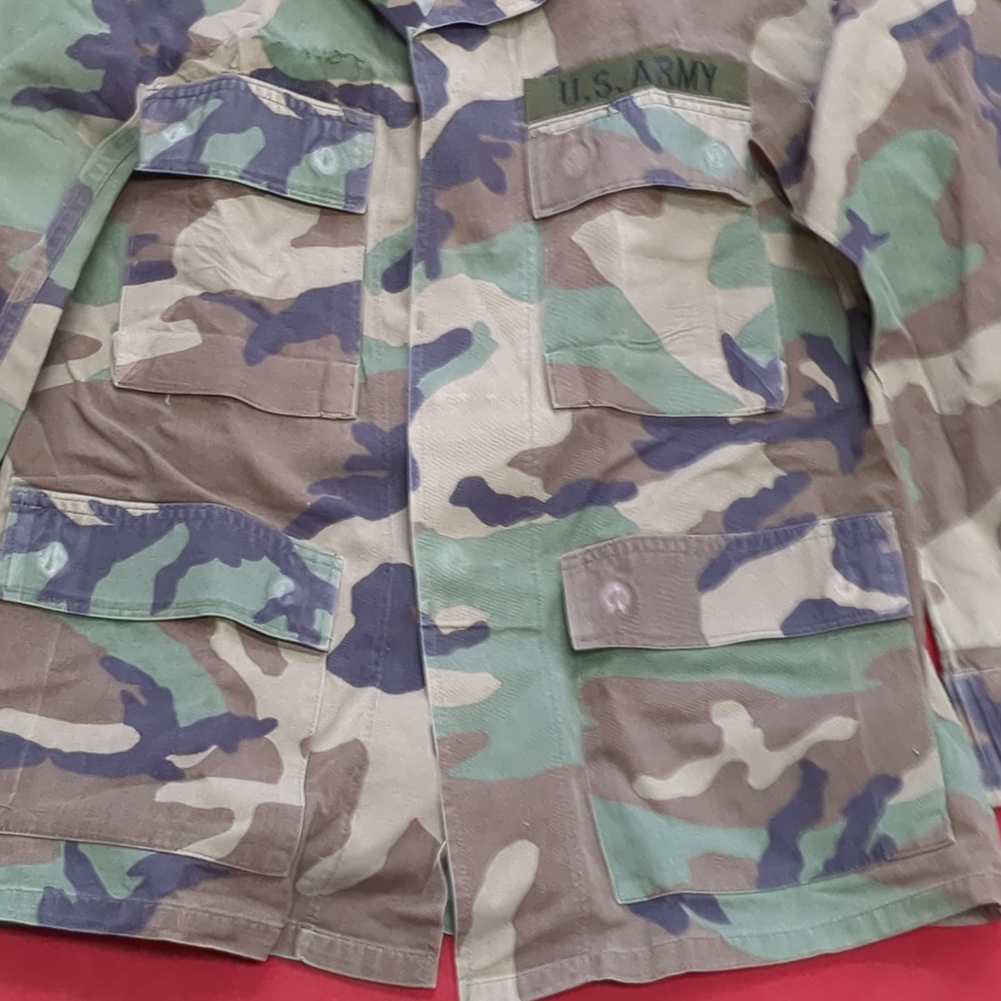 US Army Woodland Camo Coat Size Small X-Short (20s ac15-24)