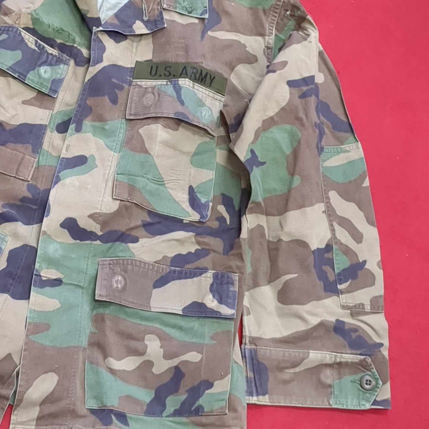 US Army Woodland Camo Coat Size Small X-Short (20s ac15-24)