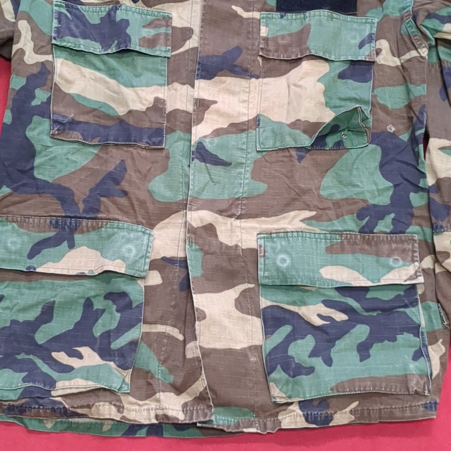 US Army Hot Weather Woodland Camo Coat Size Small Regular (20s ac15-27)