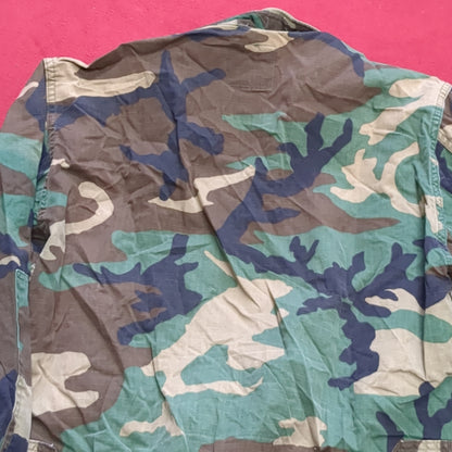 US Army Hot Weather Woodland Camo Coat Size Small Regular (20s ac15-27)