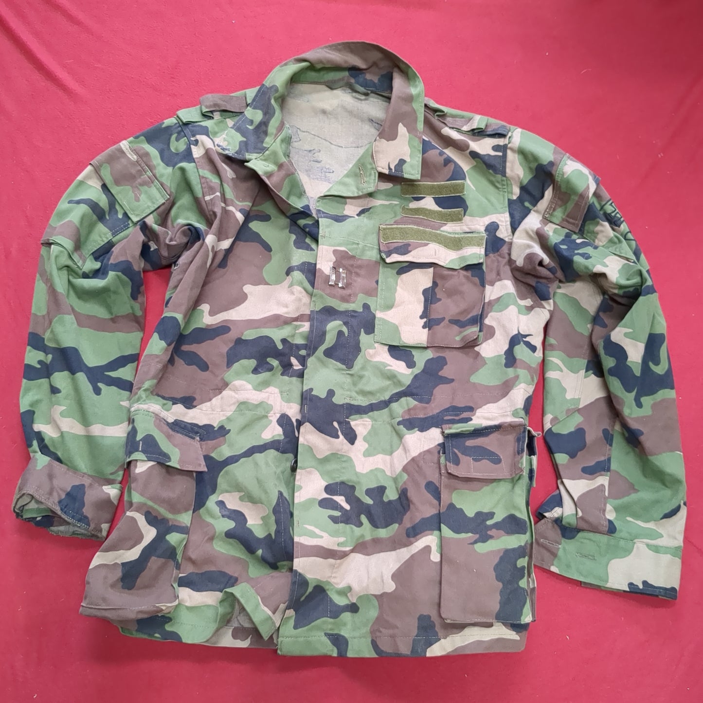 US Army Woodland Camo Michalovce Zekon Coat w/Captain Bars Size Unknown (28s34)