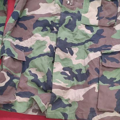 US Army Woodland Camo Michalovce Zekon Coat w/Captain Bars Size Unknown (28s34)