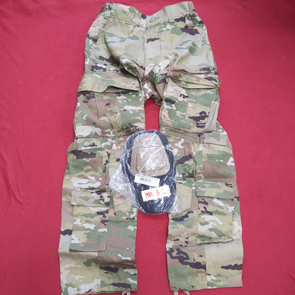 Set of Medium Short Combat Pants with Khaki Knee Pads Protective Tactical Assault Excellent Condition (01cr- ca14-GUA60)