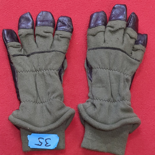 US Army Intermediate Cold Weather Flyers Gloves Size 5 (31CR ca6-35)