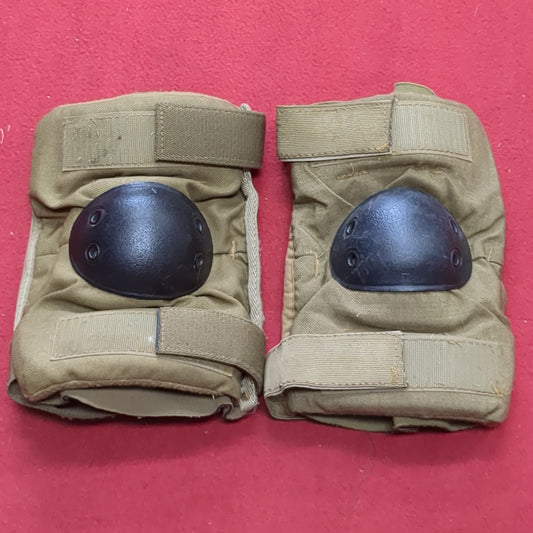 Bijan's Large US Military Issue Coyote Elbow Pads (gcg2- da12-AUG314)