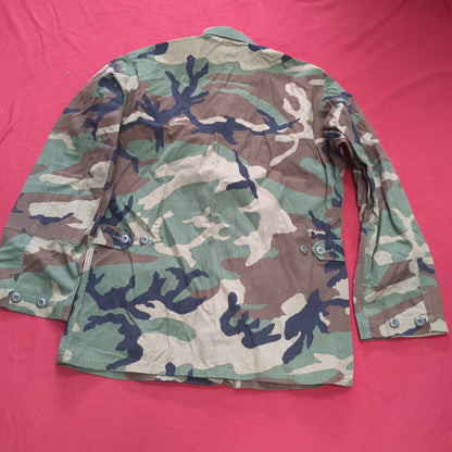 US Army SMALL REGULAR Uniform Top BDU Woodland Pattern (09CR cb5-14)