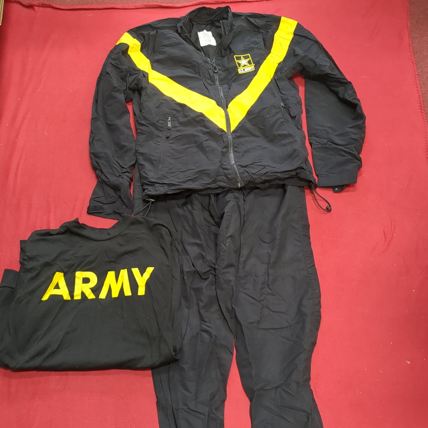 Set of US Army Small Regular Black Gold Winter APFU PT Uniform Jacket Pants Long-Sleeve Shirt (DC8-g146)