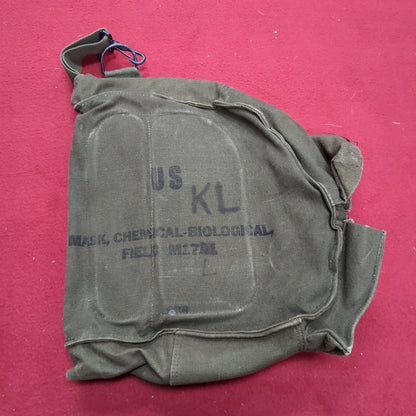 Vintage US Army Gas Mask M17 Field Carrying Case Bag w/ Straps (13n cbrn4-32)