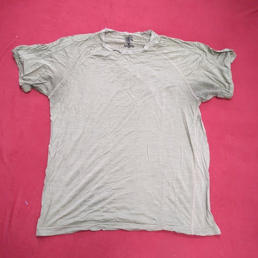 US Army Coyote Undershirt Large Excellent Condition (22o-  da02-APR29)