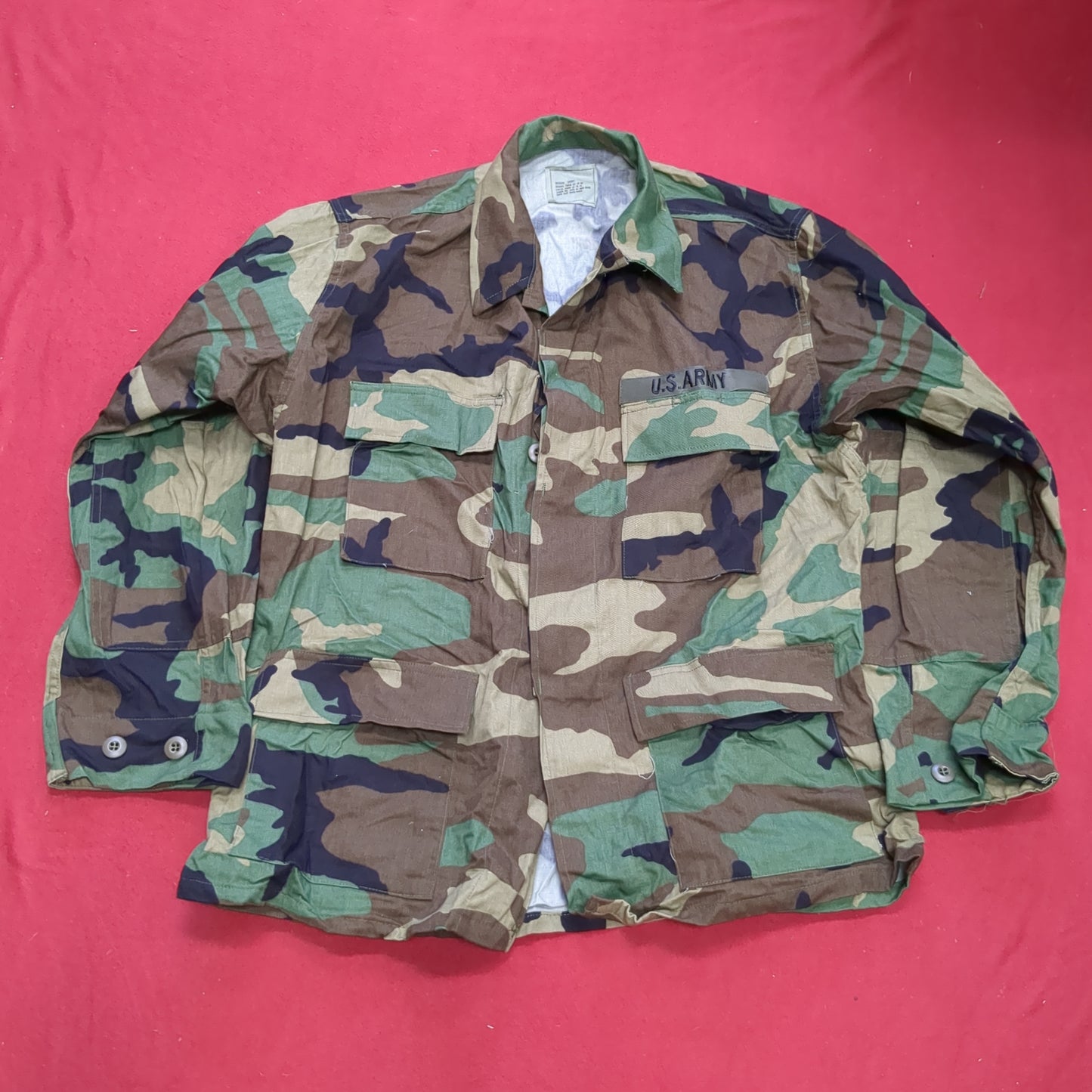 US Army Woodland Camo Coat Size Medium Short Good Condition (A04- DC02-A8)