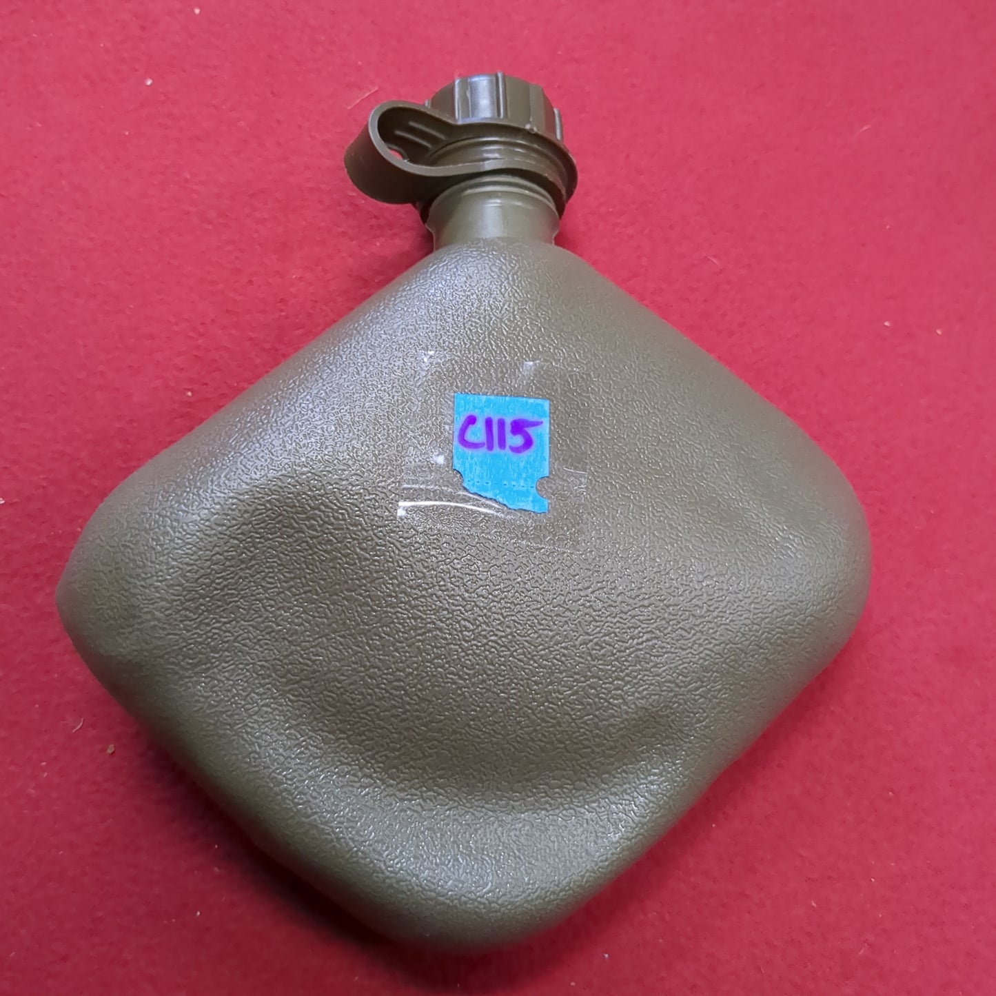 US Army 2Quart Collapsible Canteen dated 2004 (A13-C115)