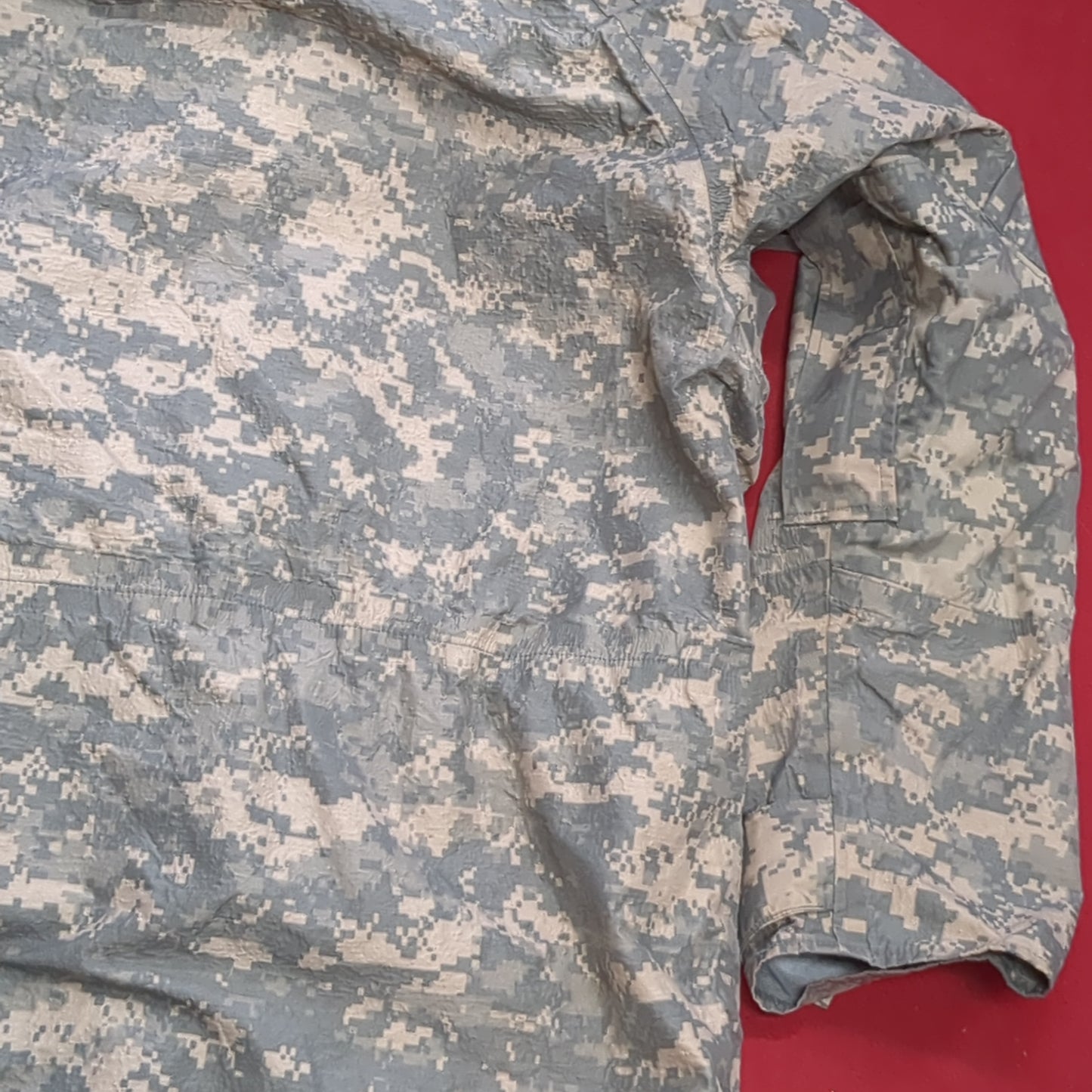 US Army Medium Long Gore-tex Extreme Cold Weather Parka Jacket ACU Used (acu-SEP22)